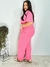 Macacão Sabrina Plus Size – Pantalona em Visco Linho com Faixa Acinturada