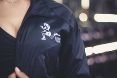 Corta Vento Feminino - Preto - comprar online