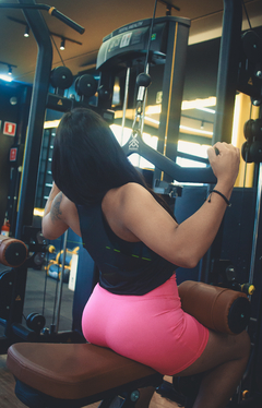 Short Fitness Rosa Influencer - comprar online