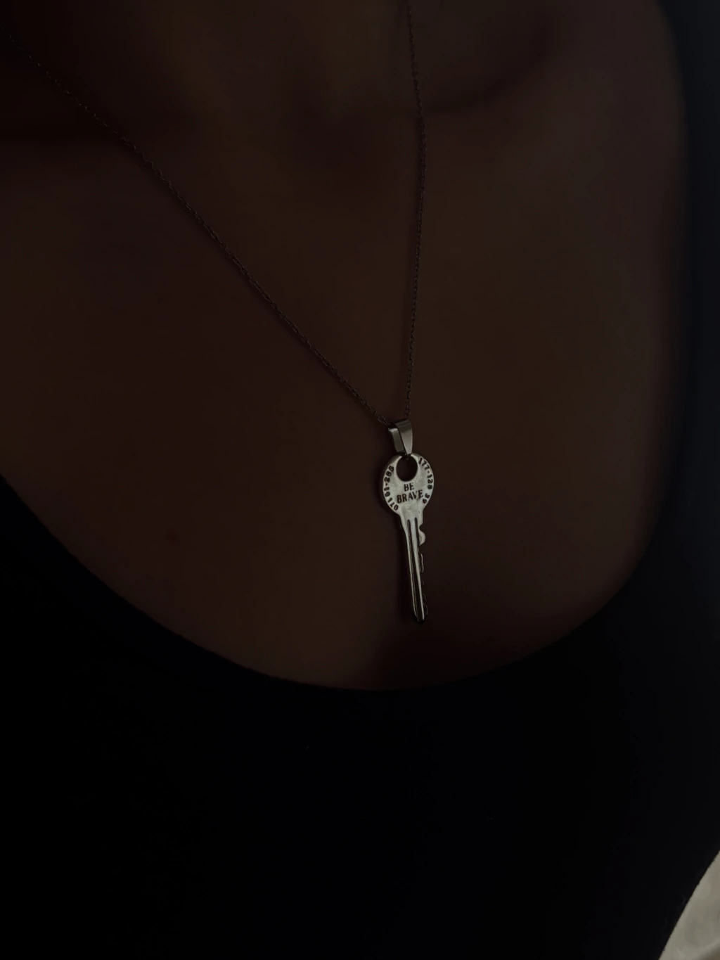 collar the key