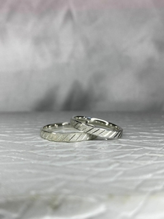 Aliança Prata Diamantada 3mm ALP104 (LEIA A DESCRIÇÃO) - Gubbi Alianças