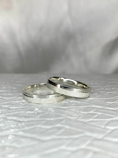 Aliança Prata Diamantada 4mm ALP375F (LEIA A DESCRIÇÃO) na internet