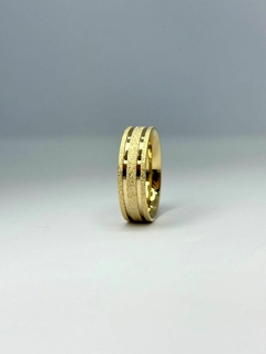 Aliança Banhada Ouro 18k 6mm Diamantada AF25 (LEIA A DESCRIÇÃO) na internet