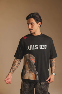 Camiseta Oversized Streetwear Sexy Woman- Preto na internet