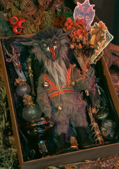 Kit temporada Navideña (Krampus) - comprar en línea