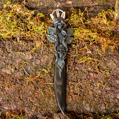 Athame Hela - comprar en línea