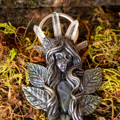 Athame Hela en internet