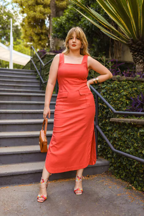 Vestido Midi c/ fenda lateral - comprar online