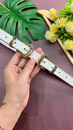 CINTO DUAS FIVELAS BRANCO COM ELASTICO - comprar online