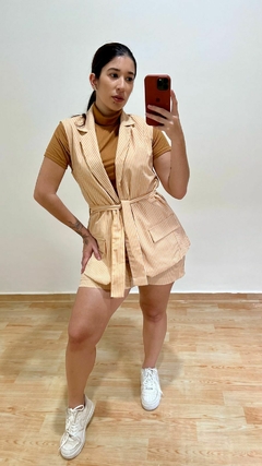 CONJUNTO SHORTS E COLETE SALMÃO - BIANCA - comprar online