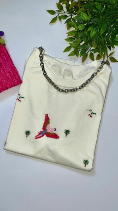 TSHIRT BORDADA - SUELEN - comprar online