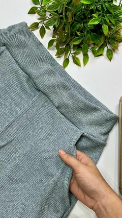 Imagem do CONJUNTO SAIA MIDI E BLUSA AZUL SERENO - IVONE