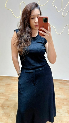 CONJUNTO SAIA MIDI E BLUSA PRETO BRILHANTE - IVONE - comprar online