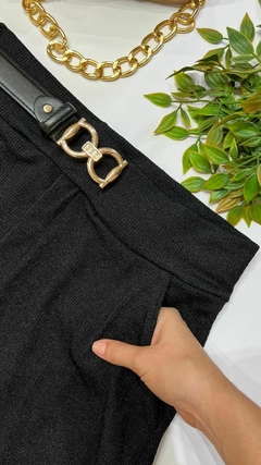 CONJUNTO SAIA MIDI E BLUSA PRETO BRILHANTE - IVONE