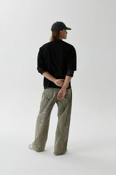 REMERA KANYE CUSTOM COLLAR HARVEY - comprar online
