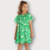 Vestido infantil verde com estampa tropical, modelo leve e confortável, ideal para meninas de 4 a 10 anos.