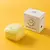 Escova para Banho com Dispensador de Shampoo Pet - Achados Exclusivos