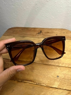 Óculos de sol CAMILA (LISO MARRON) - loja online