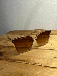 Óculos de sol CAMILA (LISO GOLD)