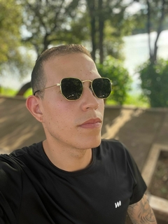 Óculos de sol HEXAGONAL DOURADO - comprar online
