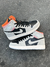 NIKE AIR JORDAN 1