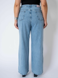 Calça Jeans Feminina Plus Size Pantalona - loja online
