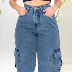 Calça Jeans Feminina Cargo Azul Marmorizada Pantalona