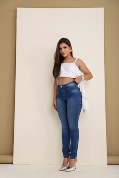 Calça Jeans Feminina Cigarrete Tons de azul cintura alta - comprar online