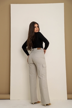 Calça Jeans Feminina Cargo Pantalona - comprar online
