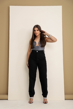 Calça Jeans Feminina Moon na internet