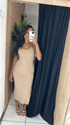 VESTIDO MIDI CANELADO TACILA