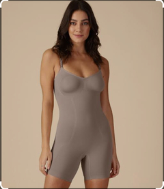 Body modelador sem bojo/short sem costura