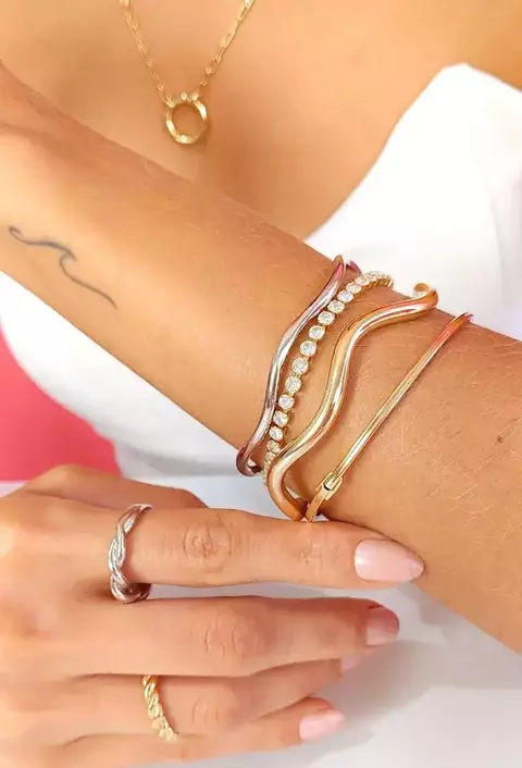 Bracelete Orgânico Tubo Ondulado no Ródio