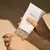 Crema facial ligera tipo gel con Centella Asiática, Trehalosa y Ceramidas que calma, hidrata y fortalece la barrera cutánea. Ideal para piel sensible, - Glossy Makeup Store | Cosméticos virales en México con envío rápido