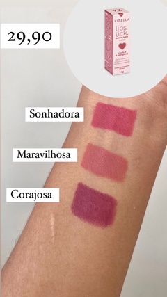 Lipstick- Vizzela na internet