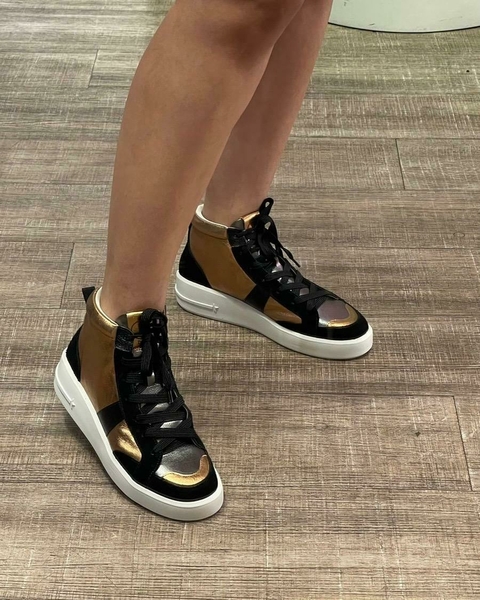 Tenis Camurça Ferrucci