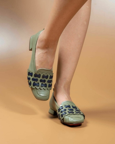 Mocassim Salvia Verde Debora Germani - comprar online