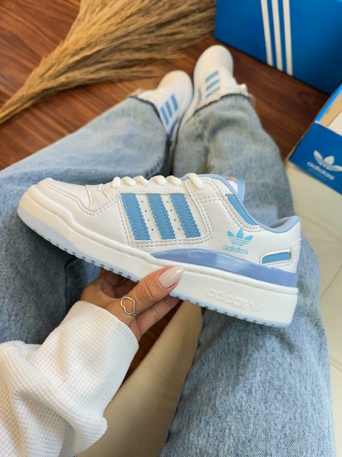 ADIDAS FÓRUM BRANCO E AZUL