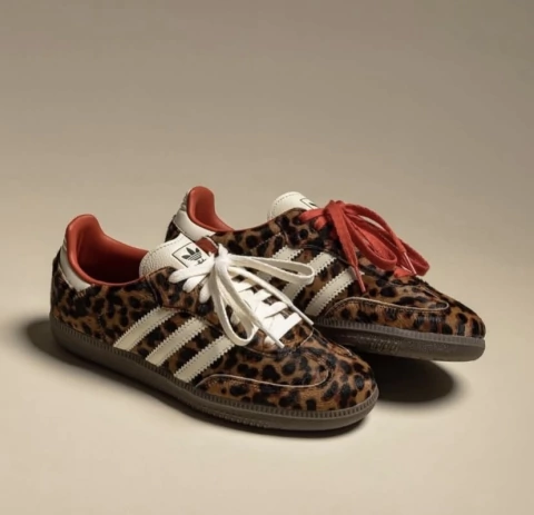 ADD SAMBA LEOPARD BRANCO E LARANJA
