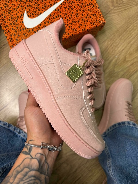 NIKE AIR FORCE ROSA - COURO