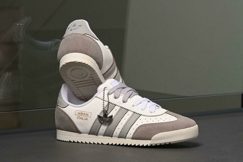ADIDAS ITÁLIA BRANCO E CINZA - COURO
