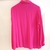 Camisa fucsia con tachas en internet