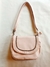Cartera símil cuero rosa