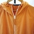 Campera de nylon naranja en internet