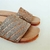 Chancla beige con dorado - comprar online