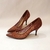Zapatos marrones en internet
