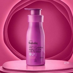 Natura Tododia Hidratante Corporal ameixa e flor de baunilha,400ml