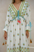 Vestido Longo Boho Branco com Bordados Coloridos na internet