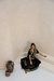 Vestido Longo Boho Preto com Bordados Florais Coloridos na internet