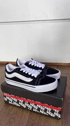 VANS KNU SKOOL